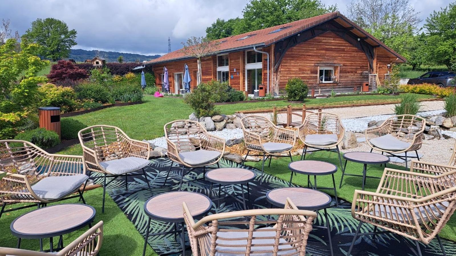 Le Paradis - Gites De Groupe La Roche-sur-Foron Esterno foto